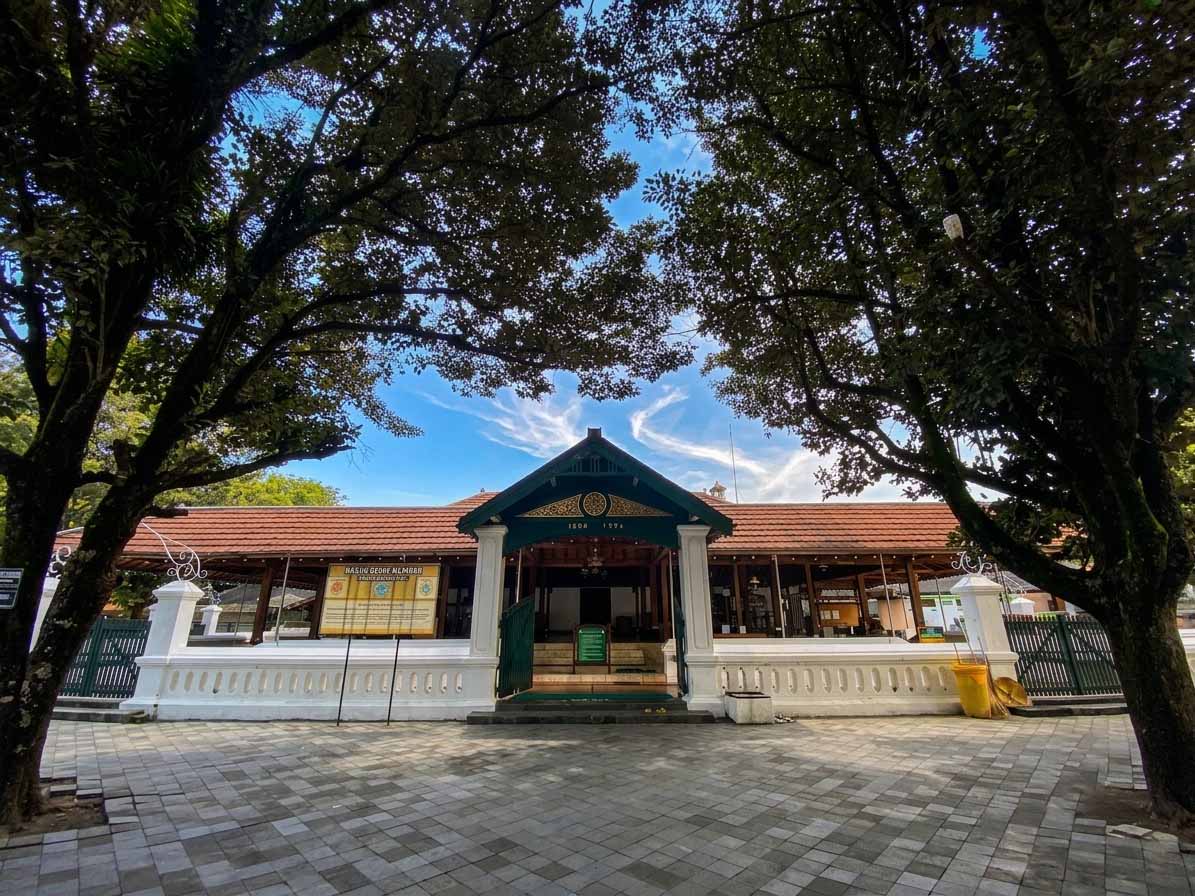 Masjidkotagede Surjan Tour Yogyakarta Tour Operator Java Overland Specialist